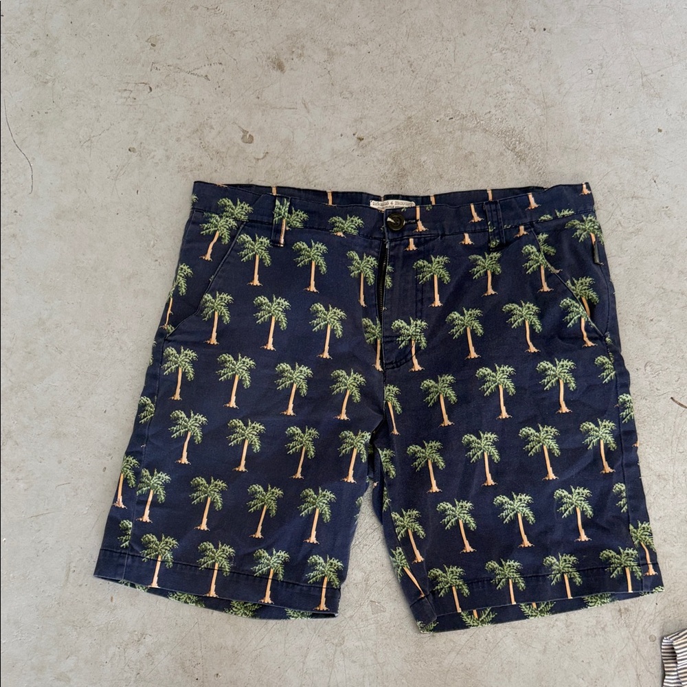 Threads 4 Thought Navy Palm Tree Print Men’s Shorts